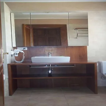 Yaiza Sleeps 6 Pool Wifi