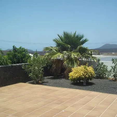 Yaiza Sleeps 6 Pool Wifi *