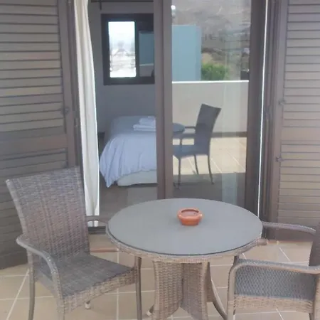 Villa Yaiza Sleeps 6 Pool Wifi