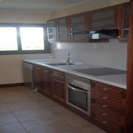 Yaiza Sleeps 6 Pool Wifi Villa *